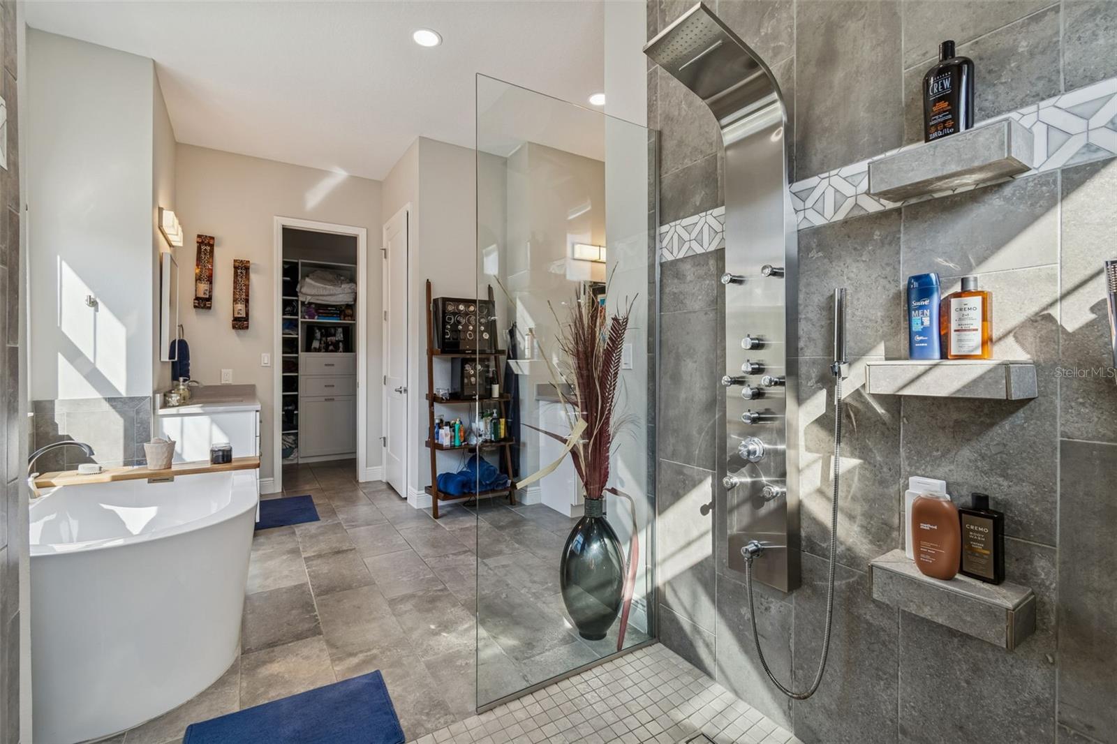 GNUOY PARK - Residential