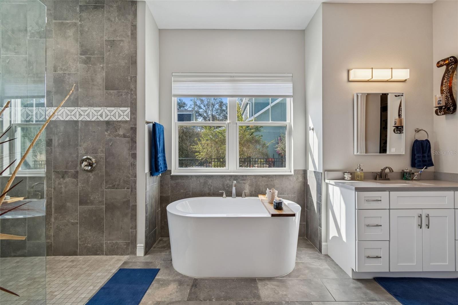 GNUOY PARK - Residential