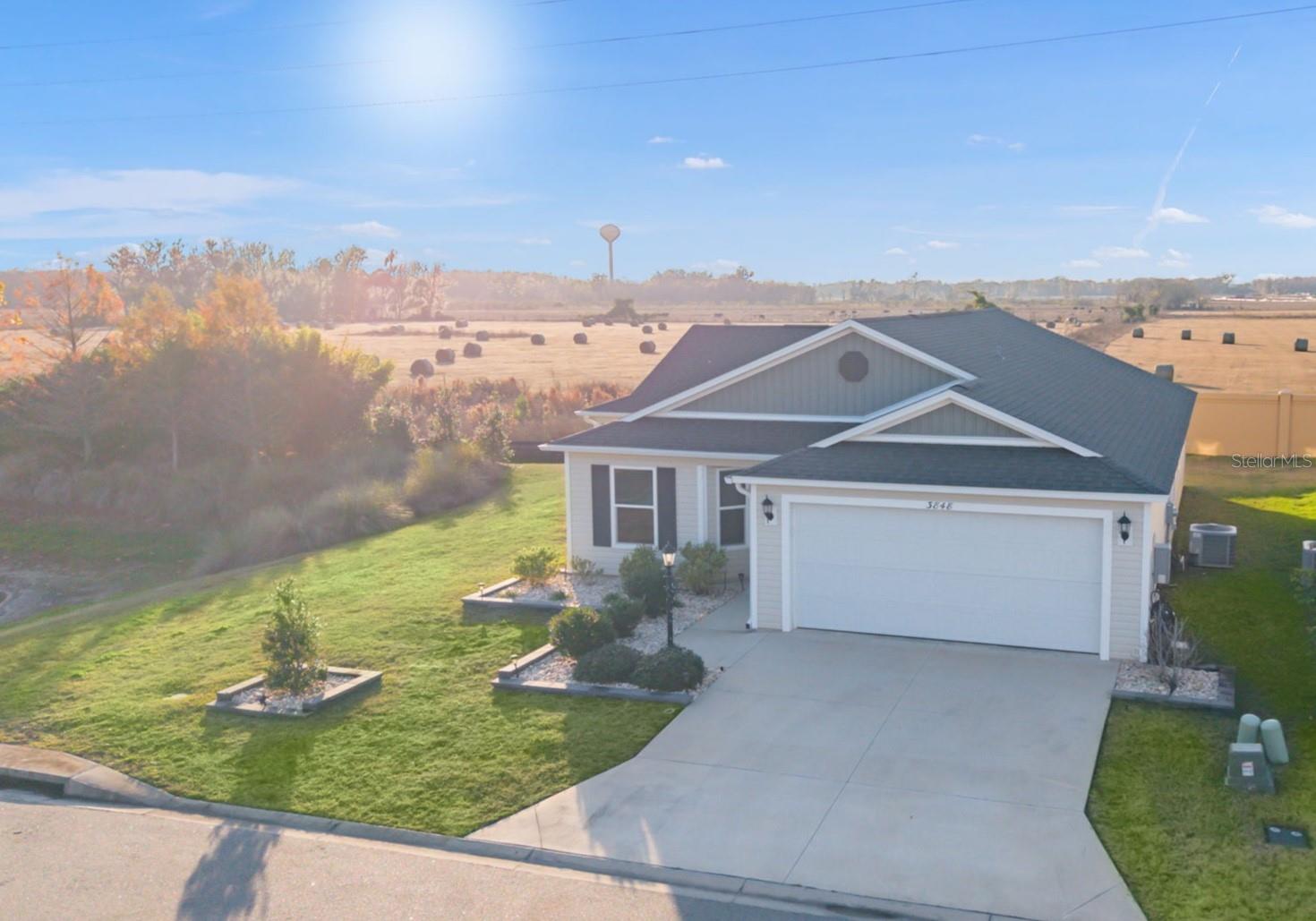 VILLAGES/SOUTHERN OAKS UN #139 - Residential