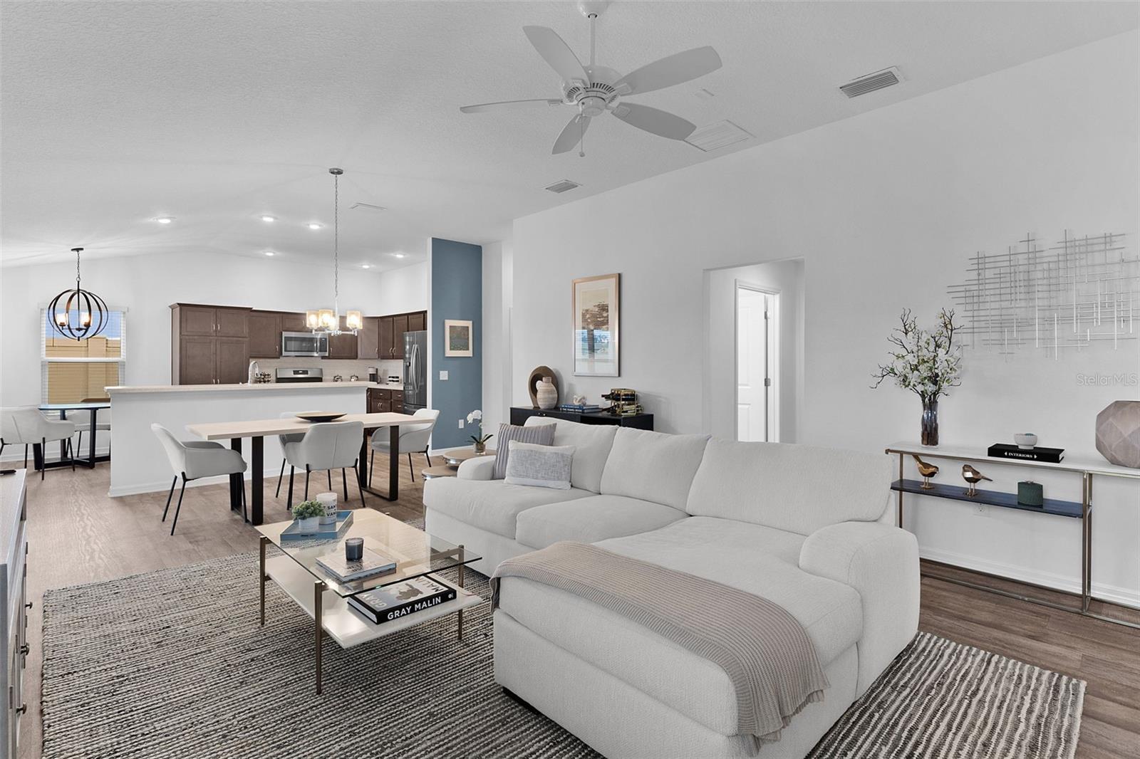 VILLAGES/SOUTHERN OAKS UN #139 - Residential