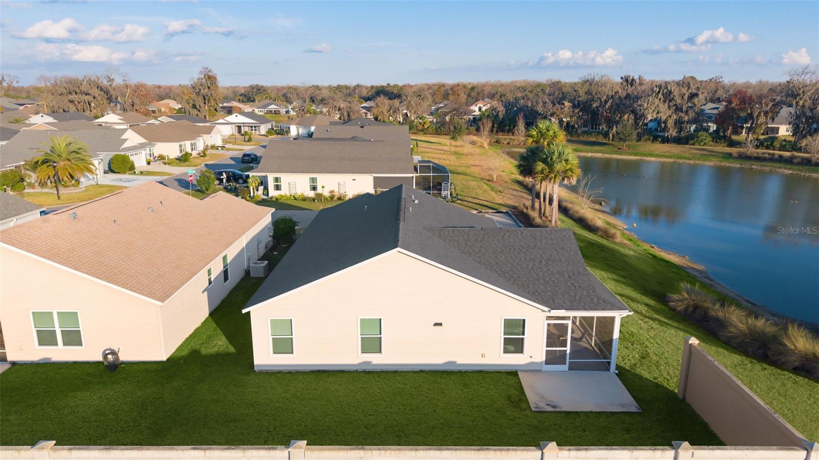 VILLAGES/SOUTHERN OAKS UN #139 - Residential