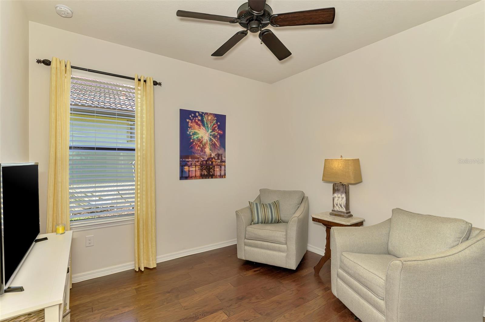 VENETIAN FALLS PH 3 - Residential