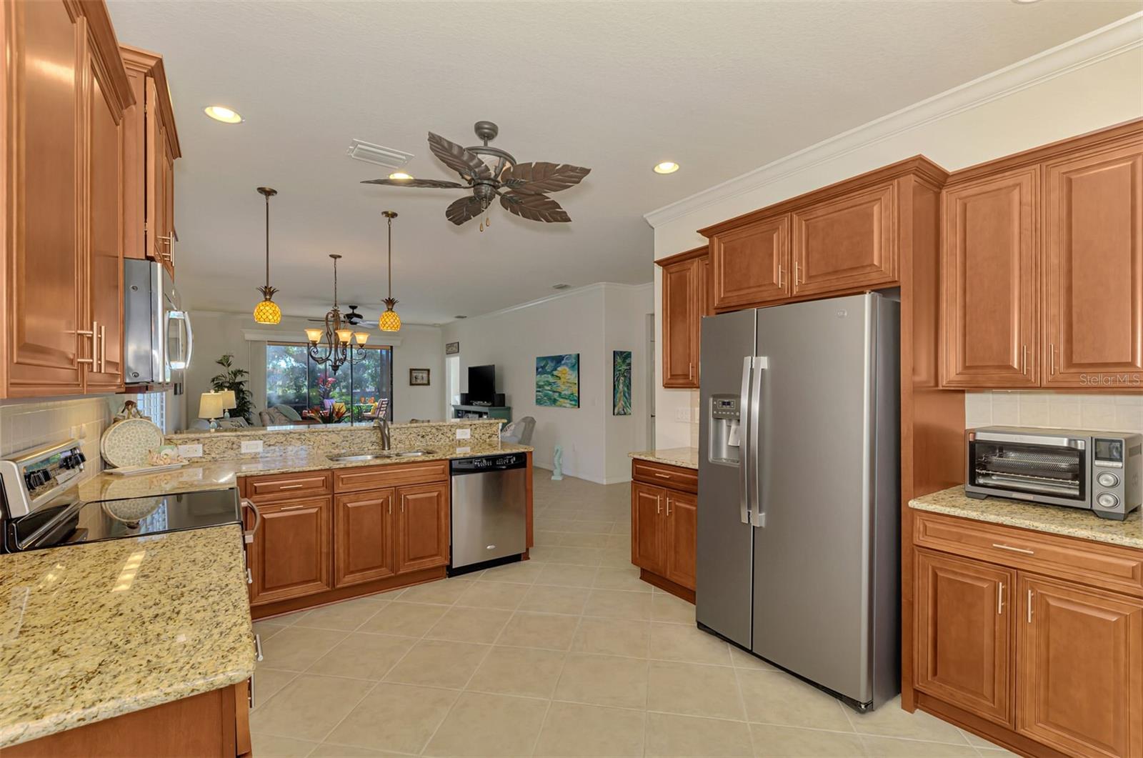 VENETIAN FALLS PH 3 - Residential