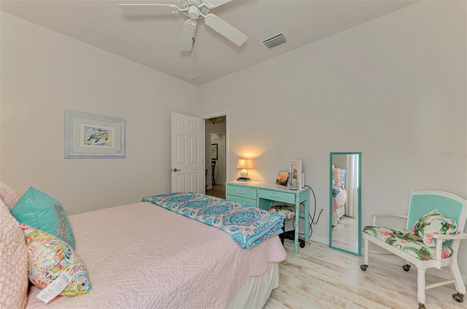 VENETIAN FALLS PH 3 - Residential