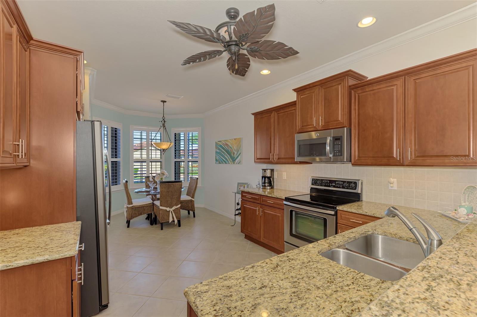 VENETIAN FALLS PH 3 - Residential