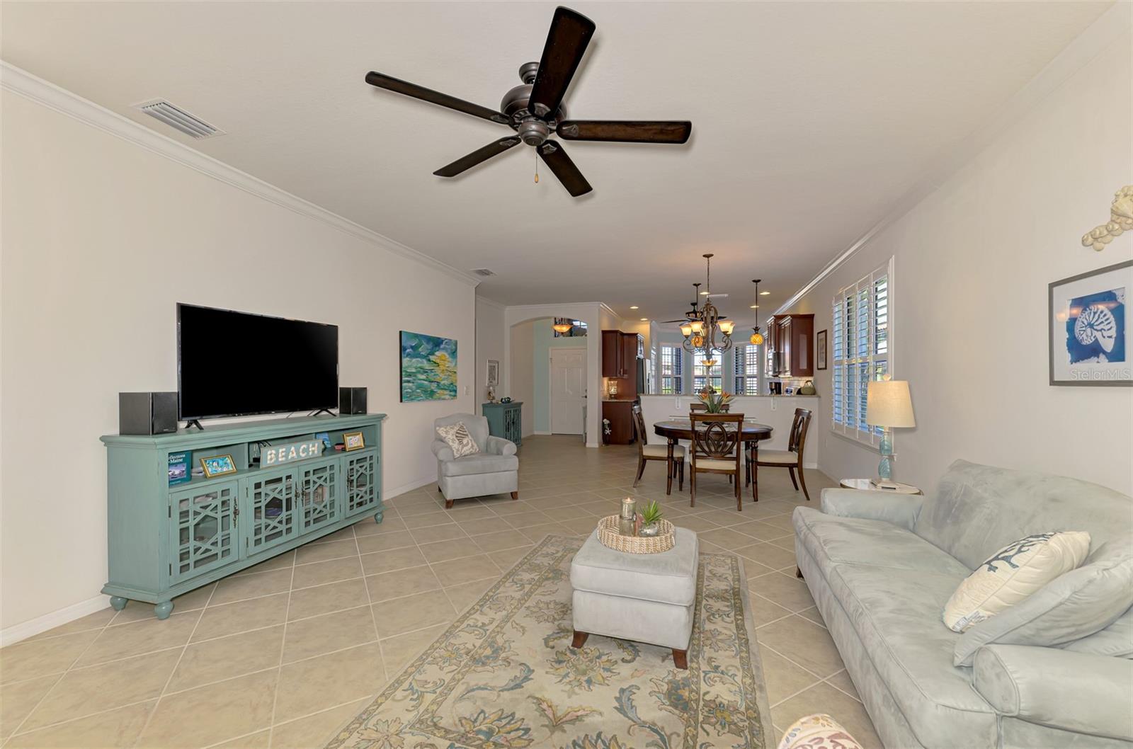 VENETIAN FALLS PH 3 - Residential