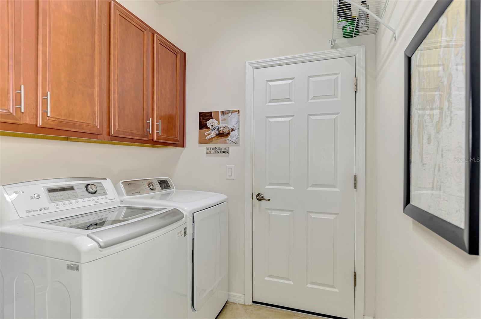 VENETIAN FALLS PH 3 - Residential