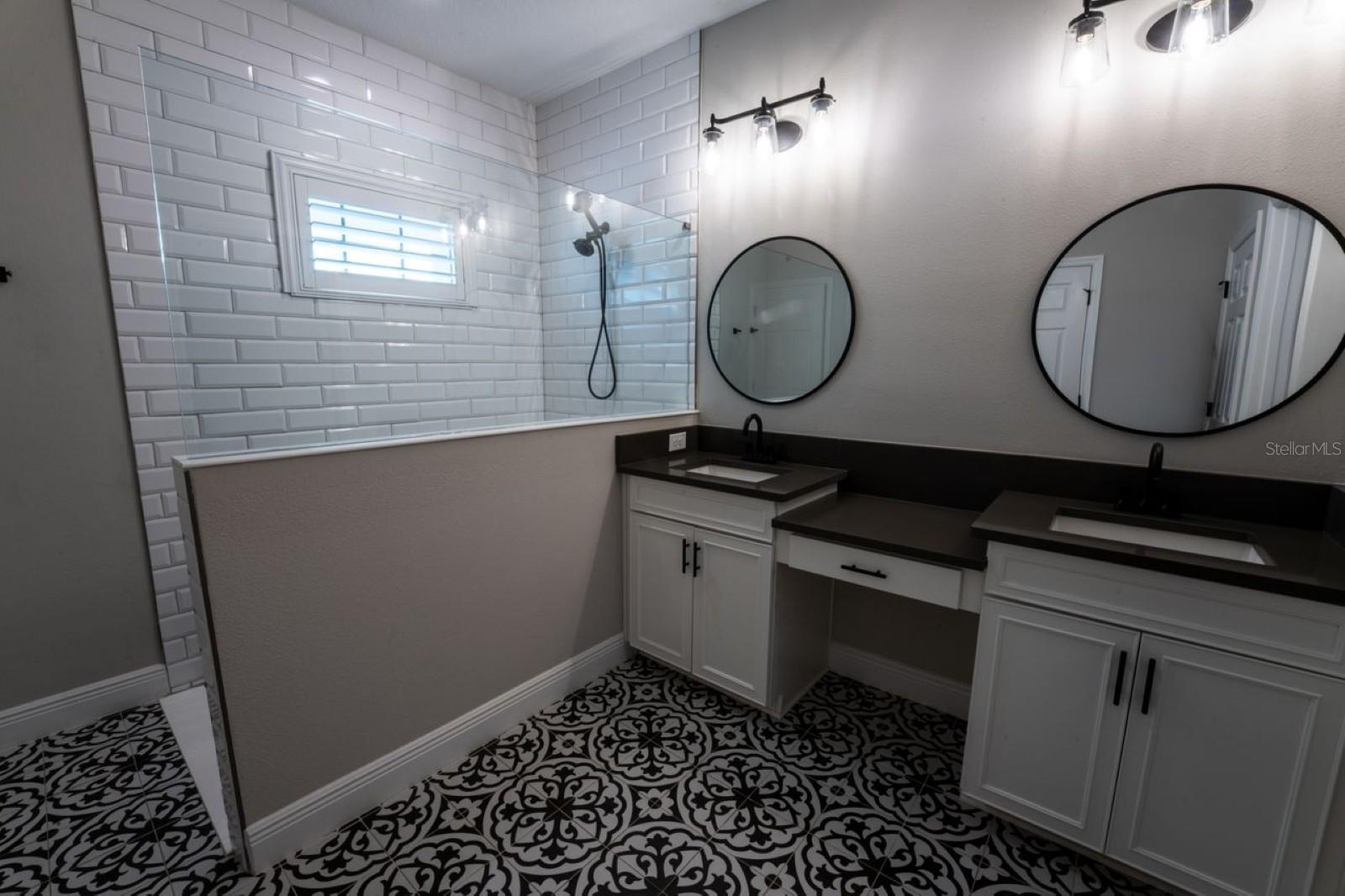 TRIPLE CRK PH 4 VILLAGE G2 - Residential Lease