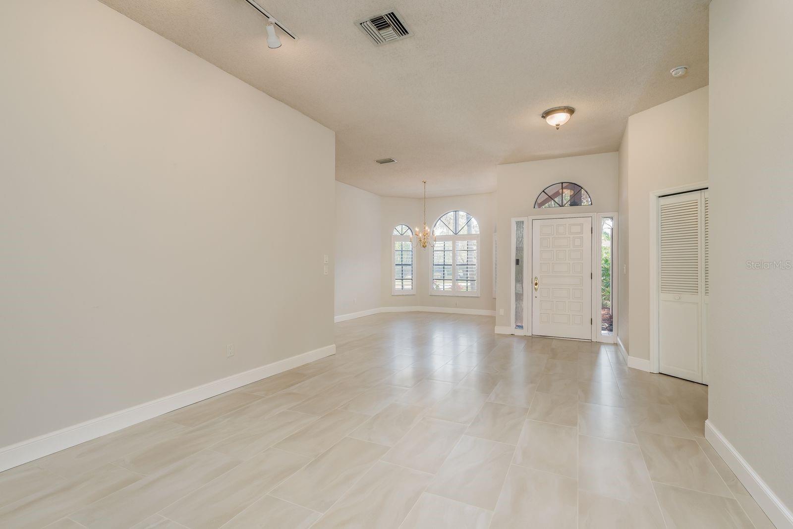 170 GREENHAVEN CIRCLE