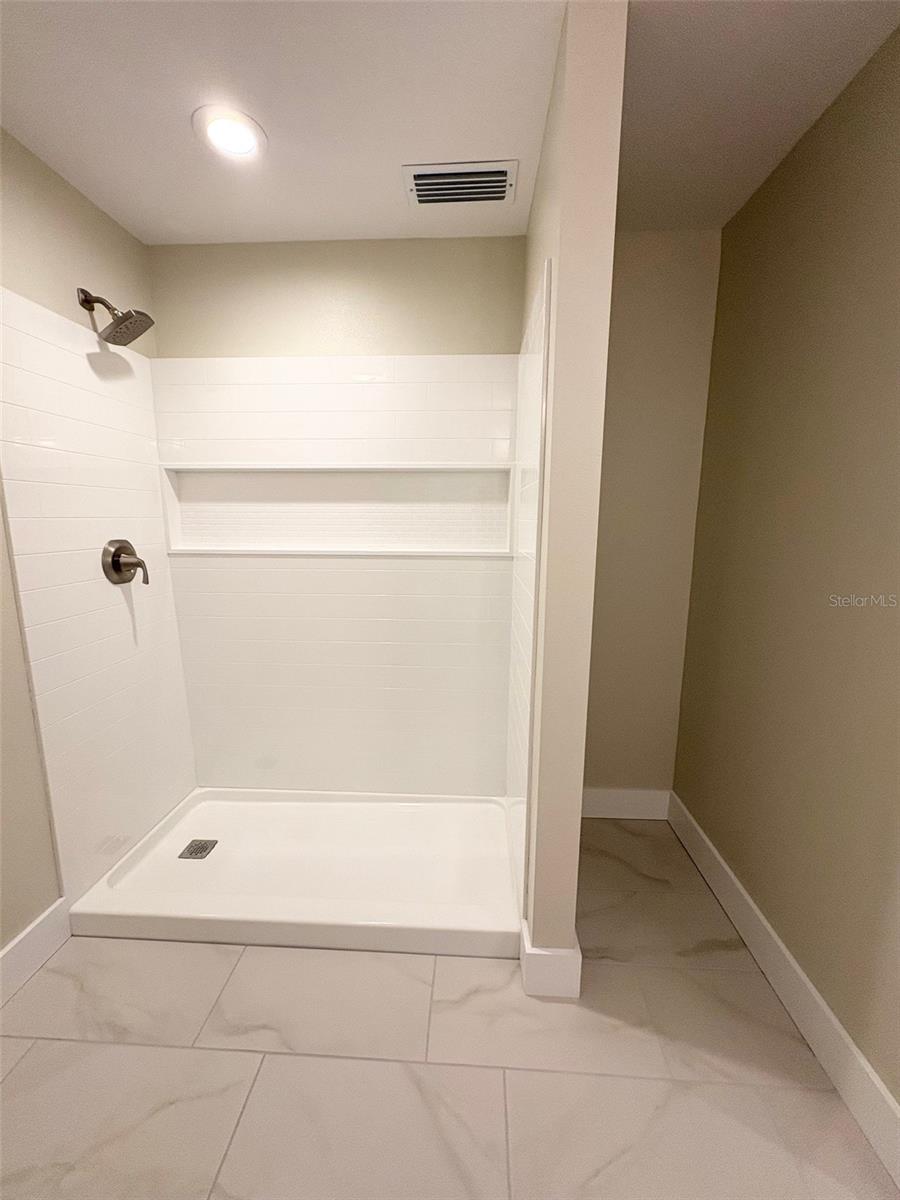 EL CENTRO - Residential Lease