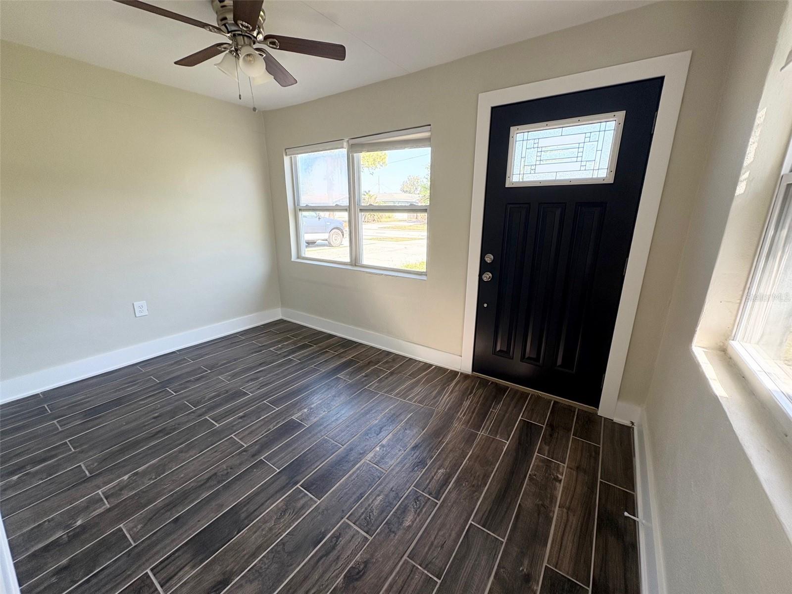 EL CENTRO - Residential Lease