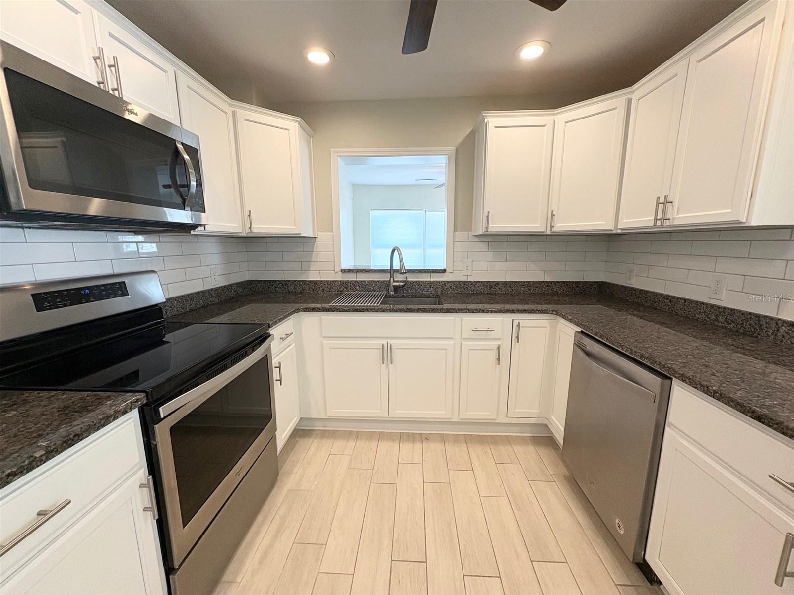 EL CENTRO - Residential Lease