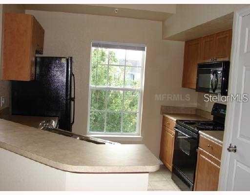 ADMIRALS WALK - Residential Lease