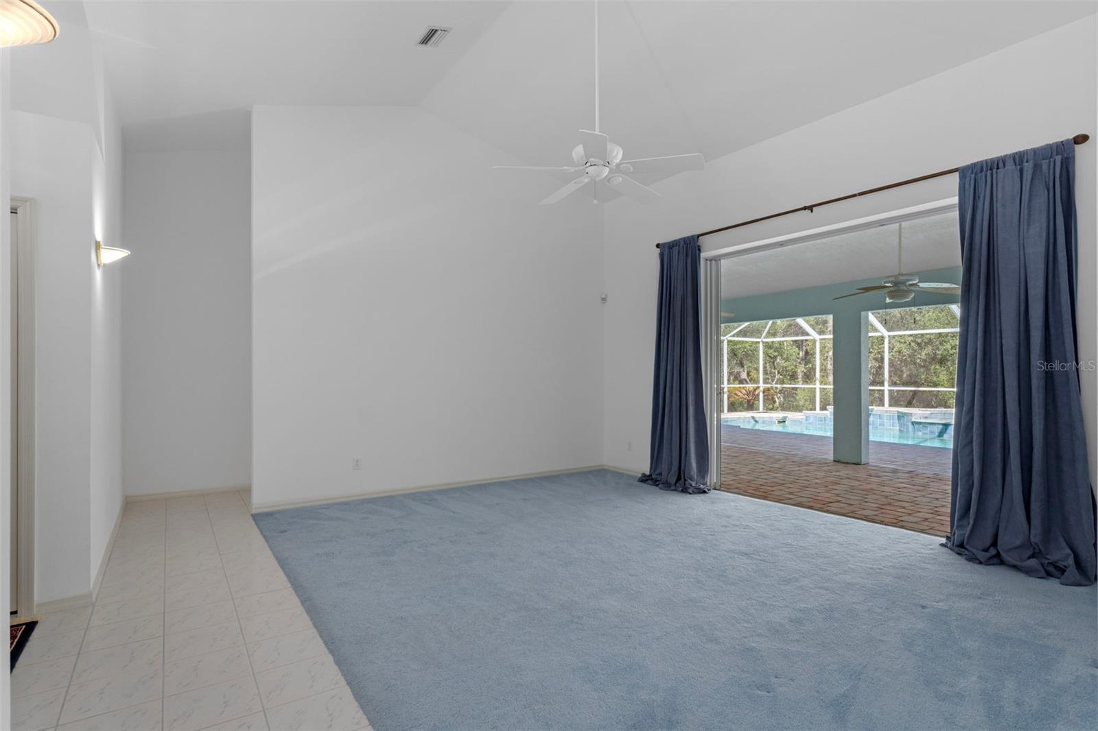 PINE RIDGE - Residential