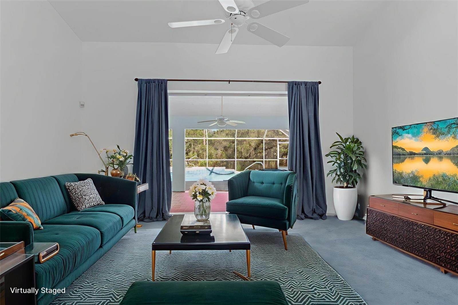 PINE RIDGE - Residential