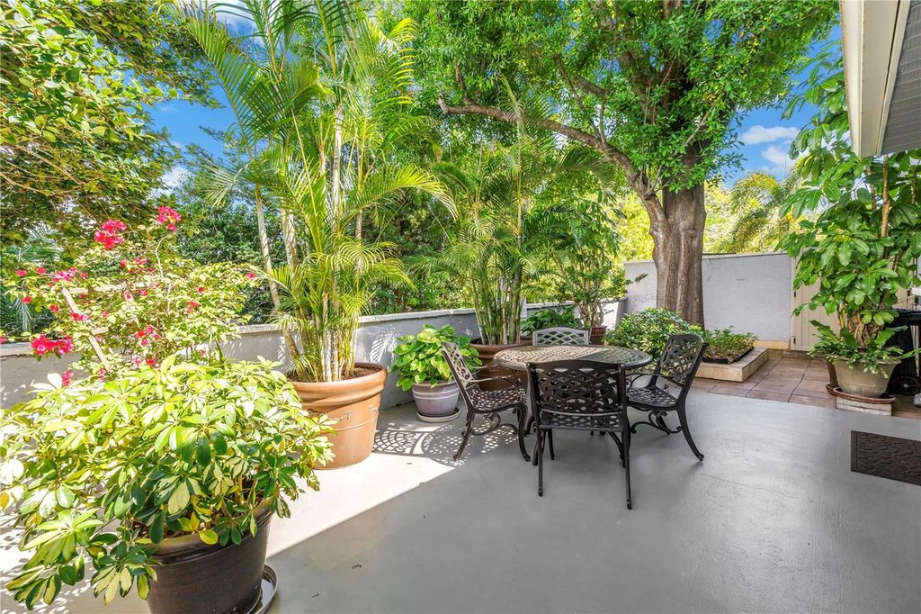 Photo of 5861 Calais Boulevard N #1, St Petersburg, FL 33714 (MLS # TB8495466)