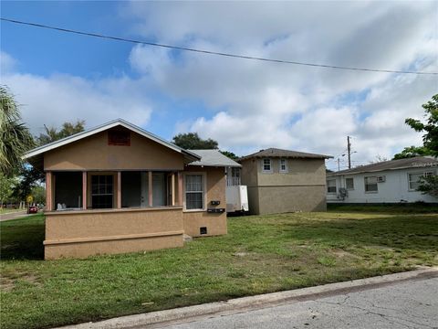 Photo of 2593 Langdon Avenue S, St Petersburg, FL 33712 (MLS # T3506600)