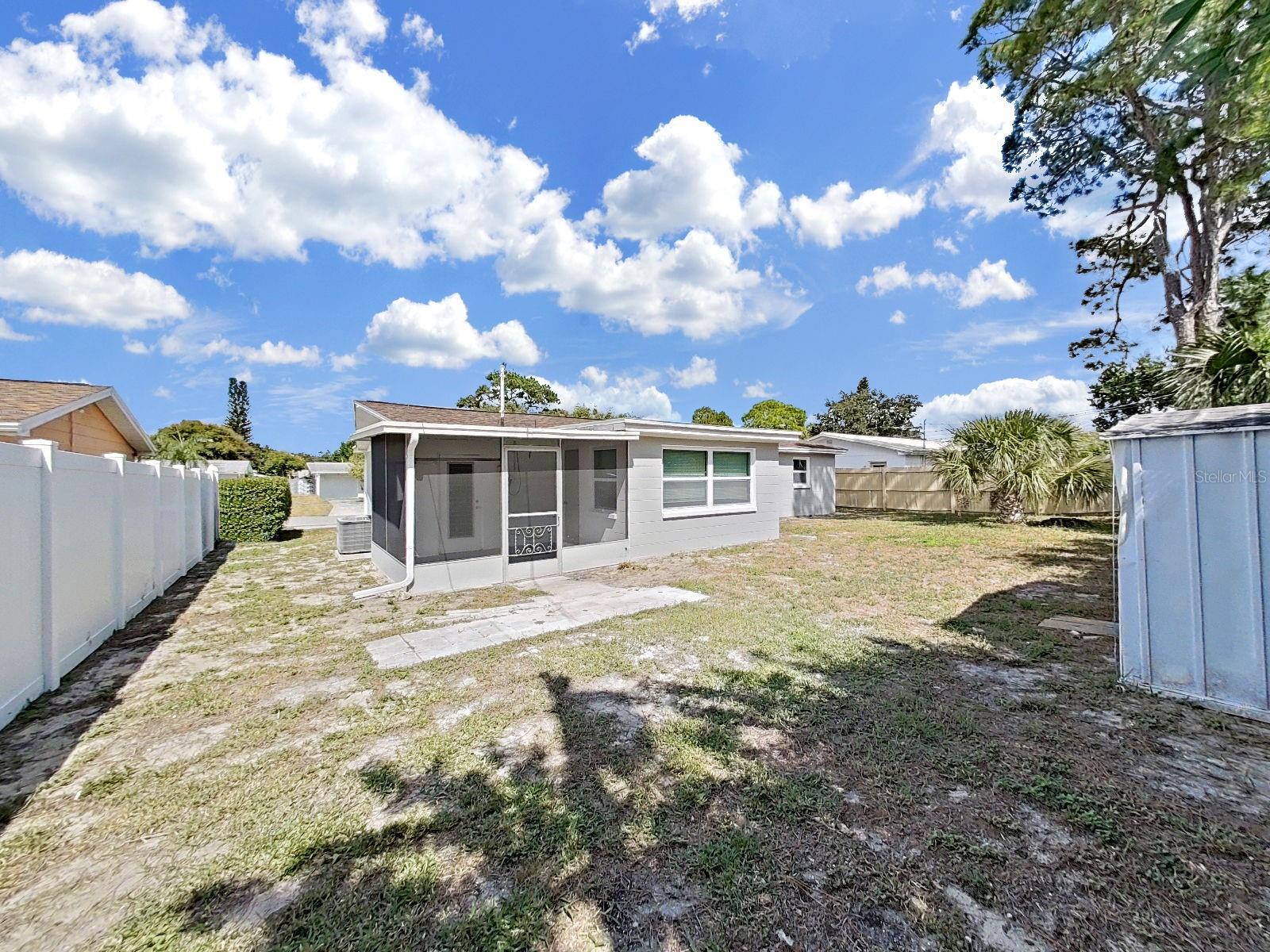 BEACON SQUARE - Residential