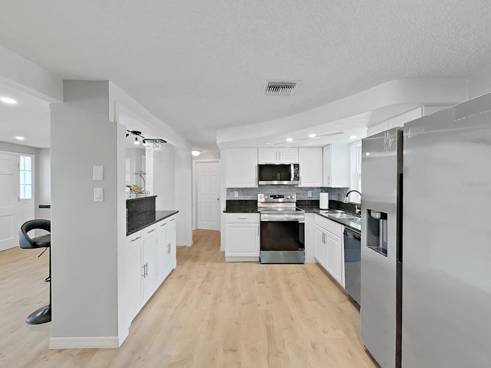 BEACON SQUARE - Residential