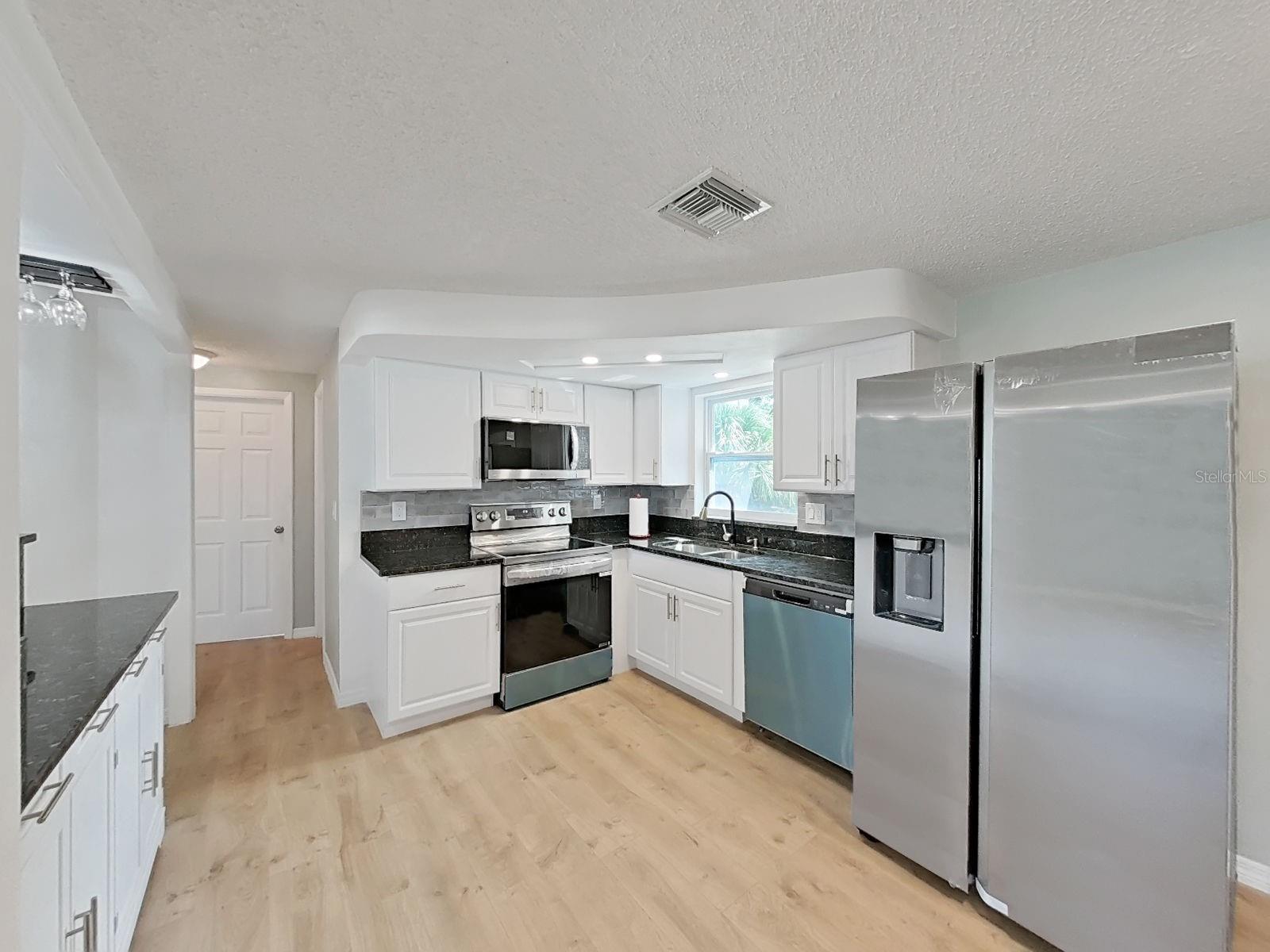 BEACON SQUARE - Residential
