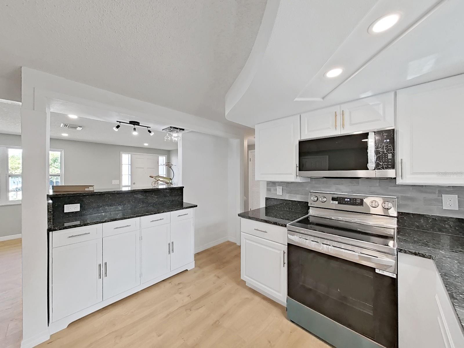 BEACON SQUARE - Residential