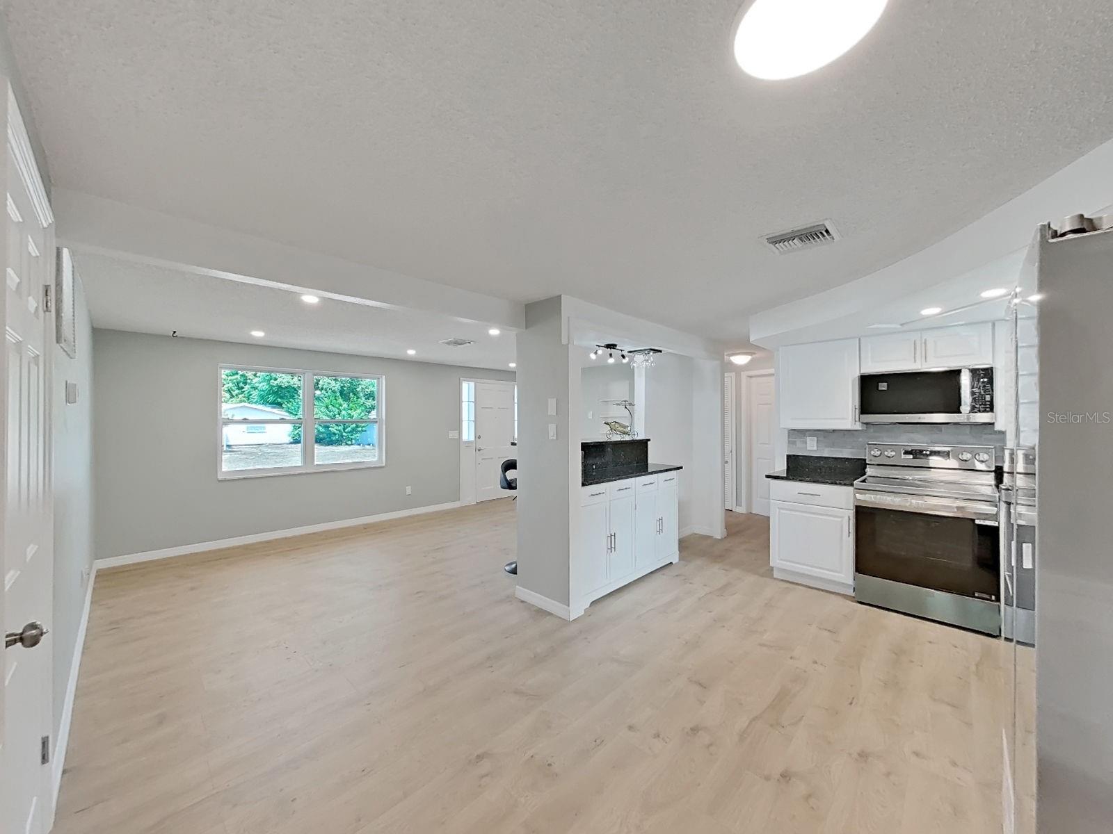 BEACON SQUARE - Residential