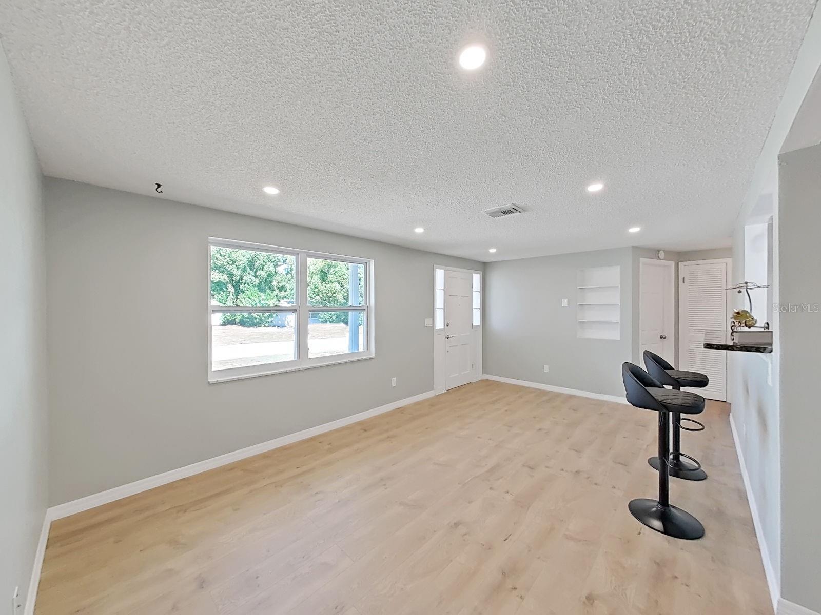BEACON SQUARE - Residential