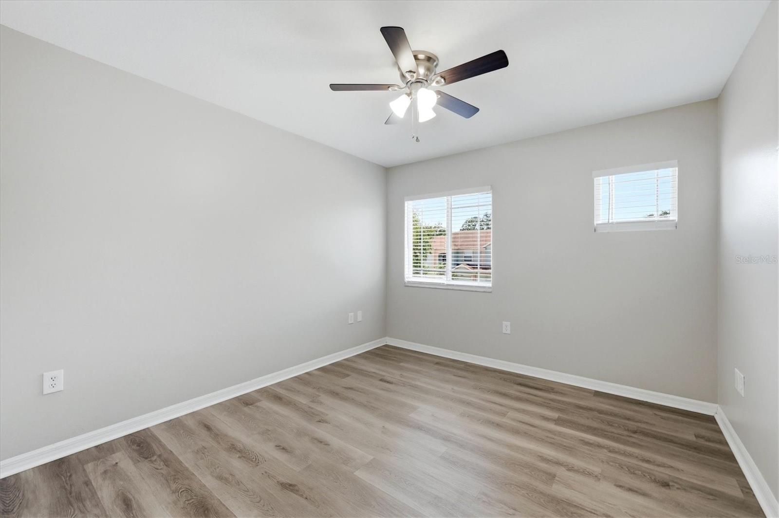 WOODRIDGE OAKS - Residential