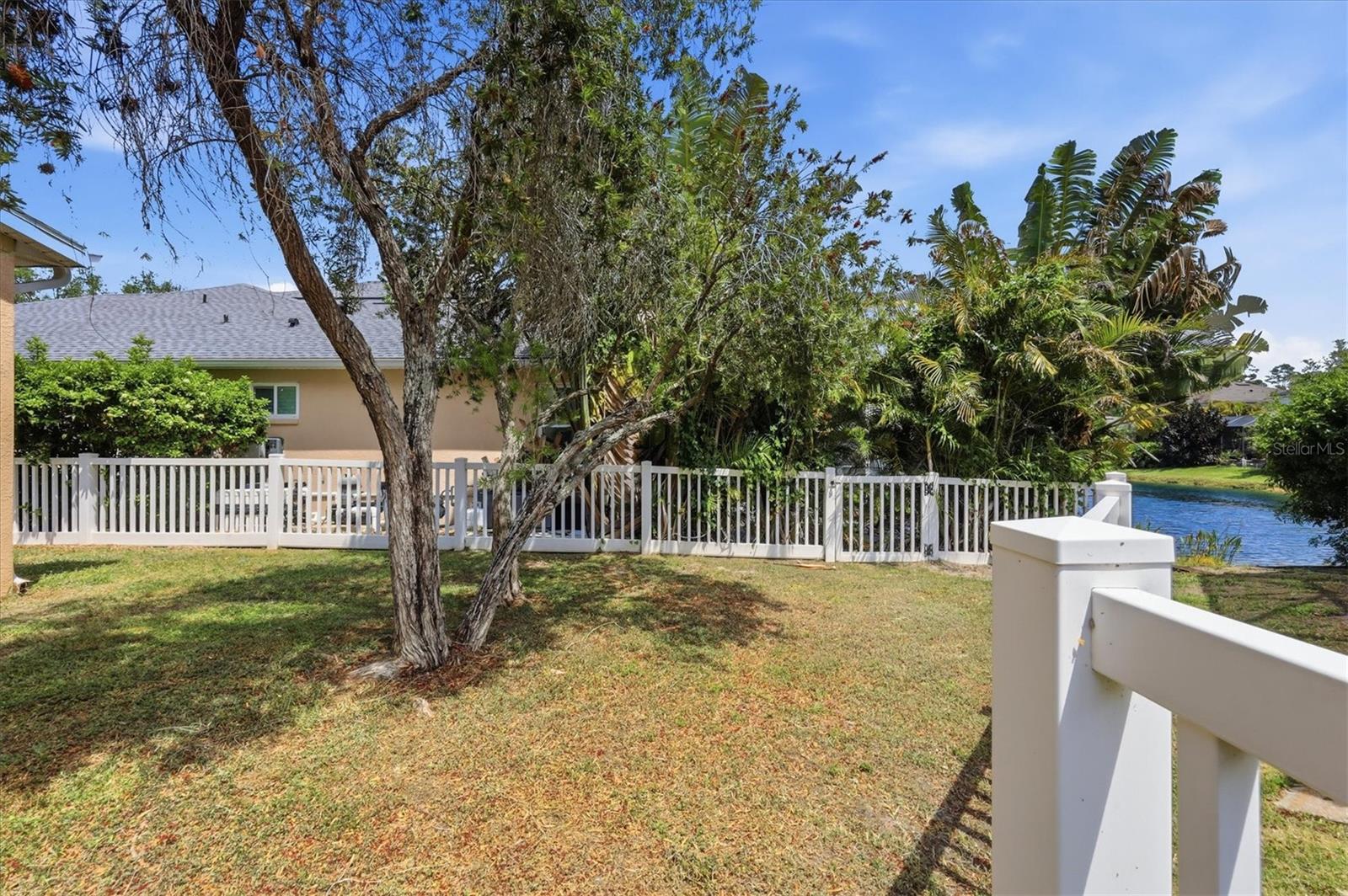 WOODRIDGE OAKS - Residential