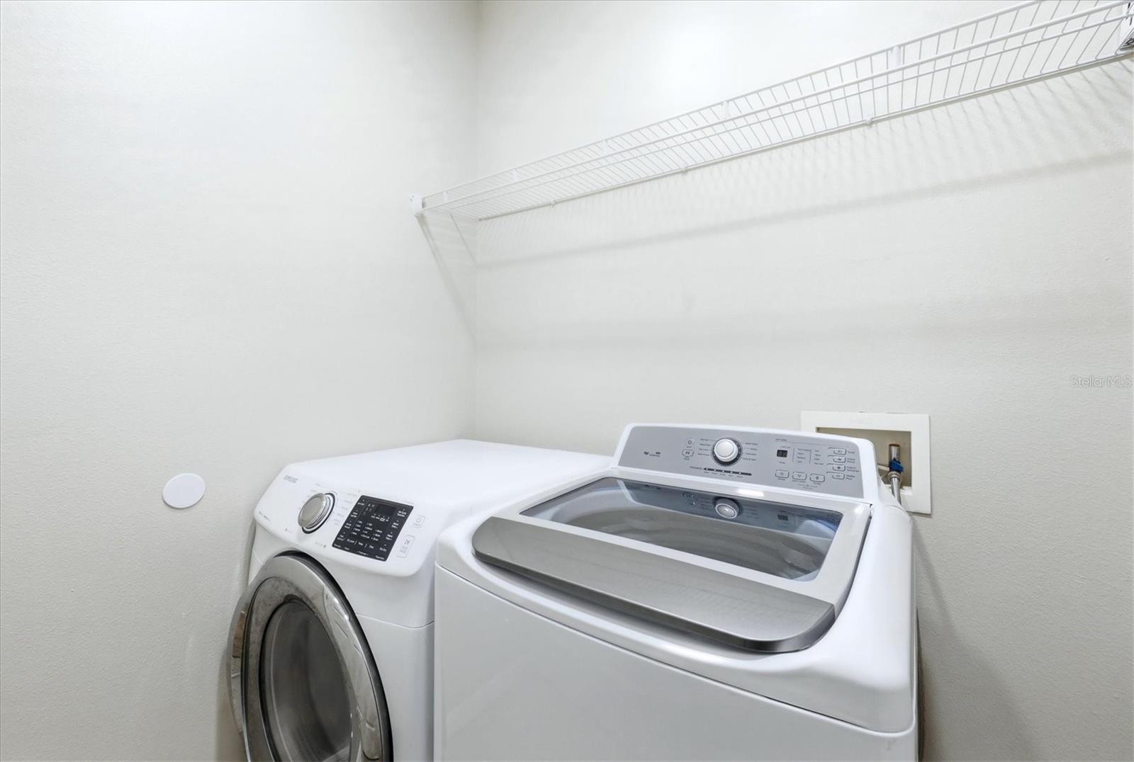 WOODRIDGE OAKS - Residential