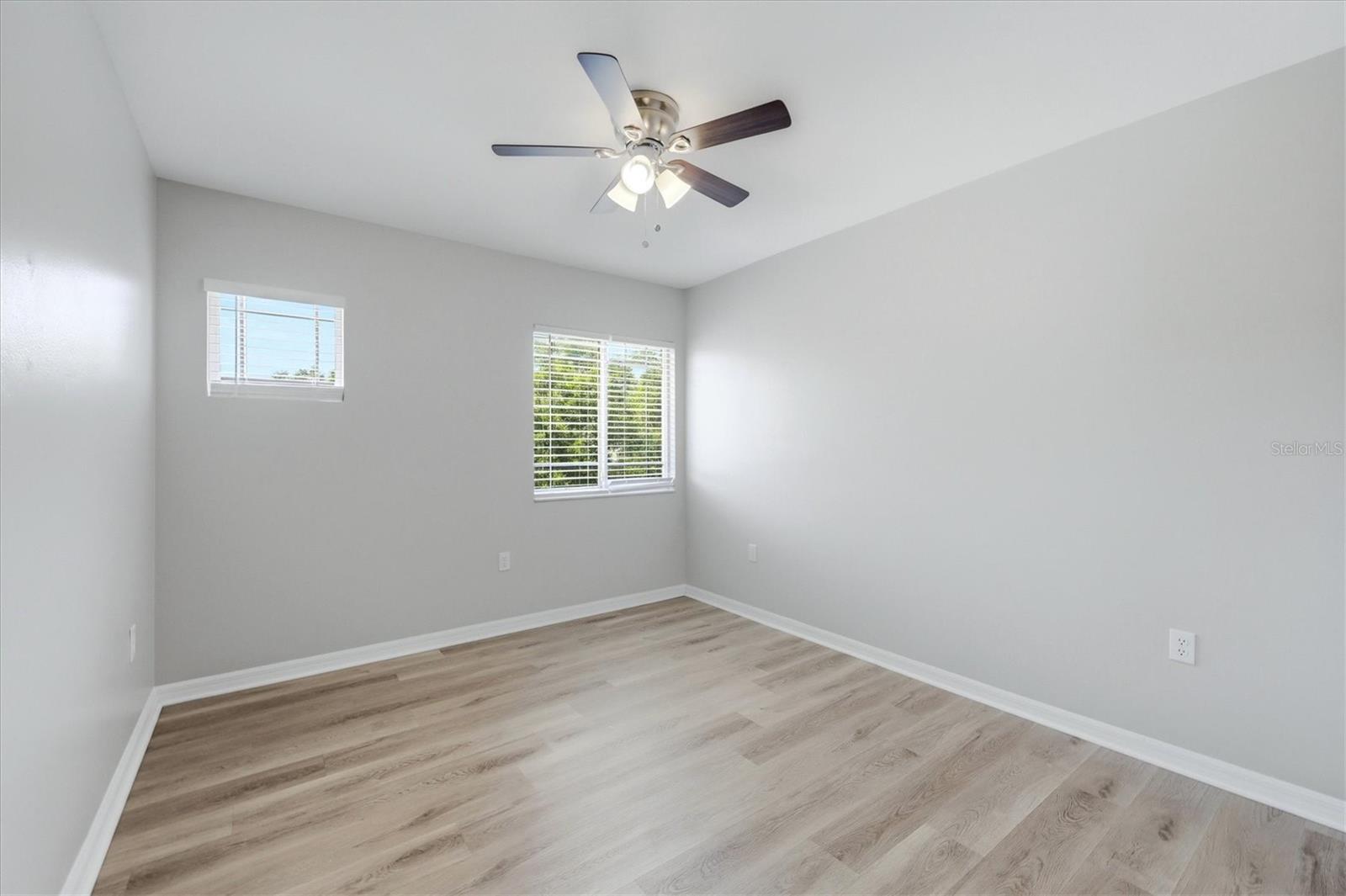 WOODRIDGE OAKS - Residential