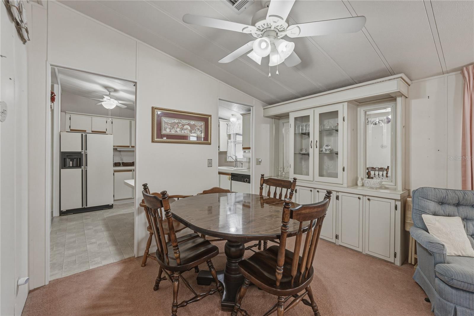 OAKS ROYAL - Residential