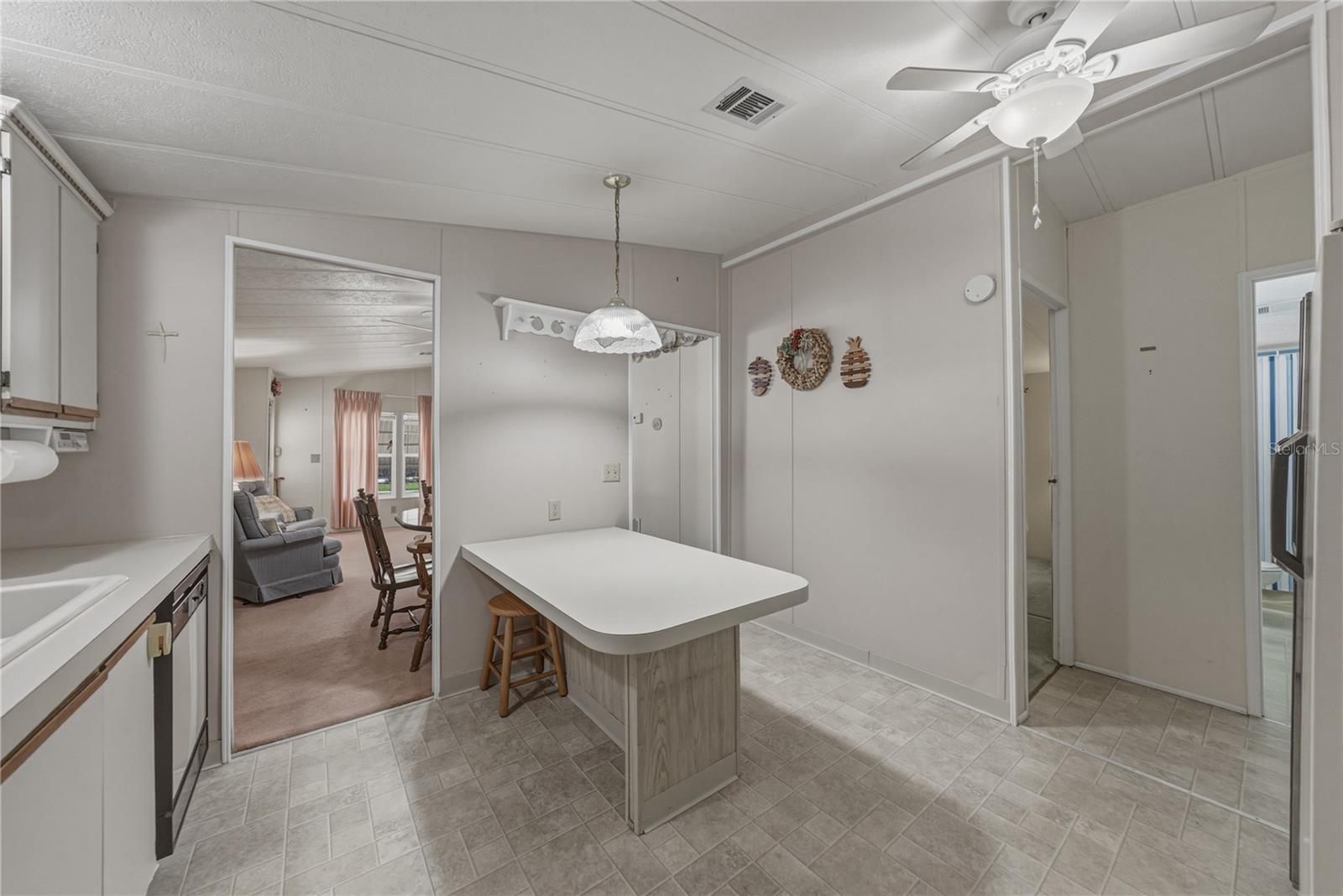 OAKS ROYAL - Residential