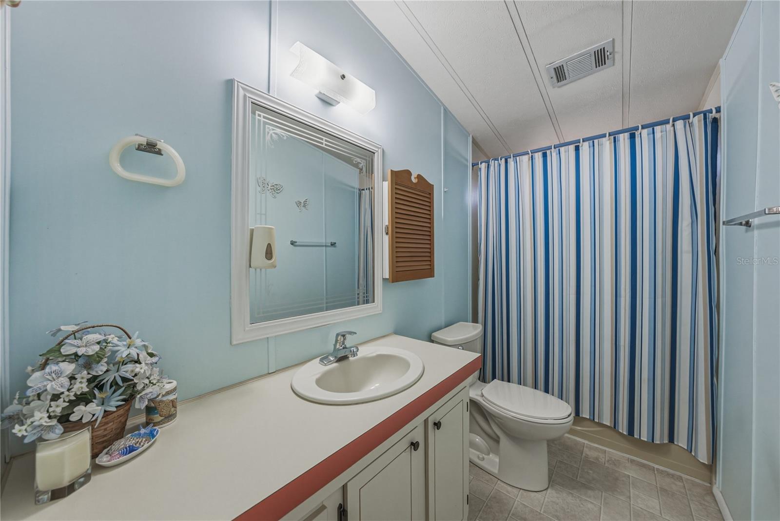 OAKS ROYAL - Residential