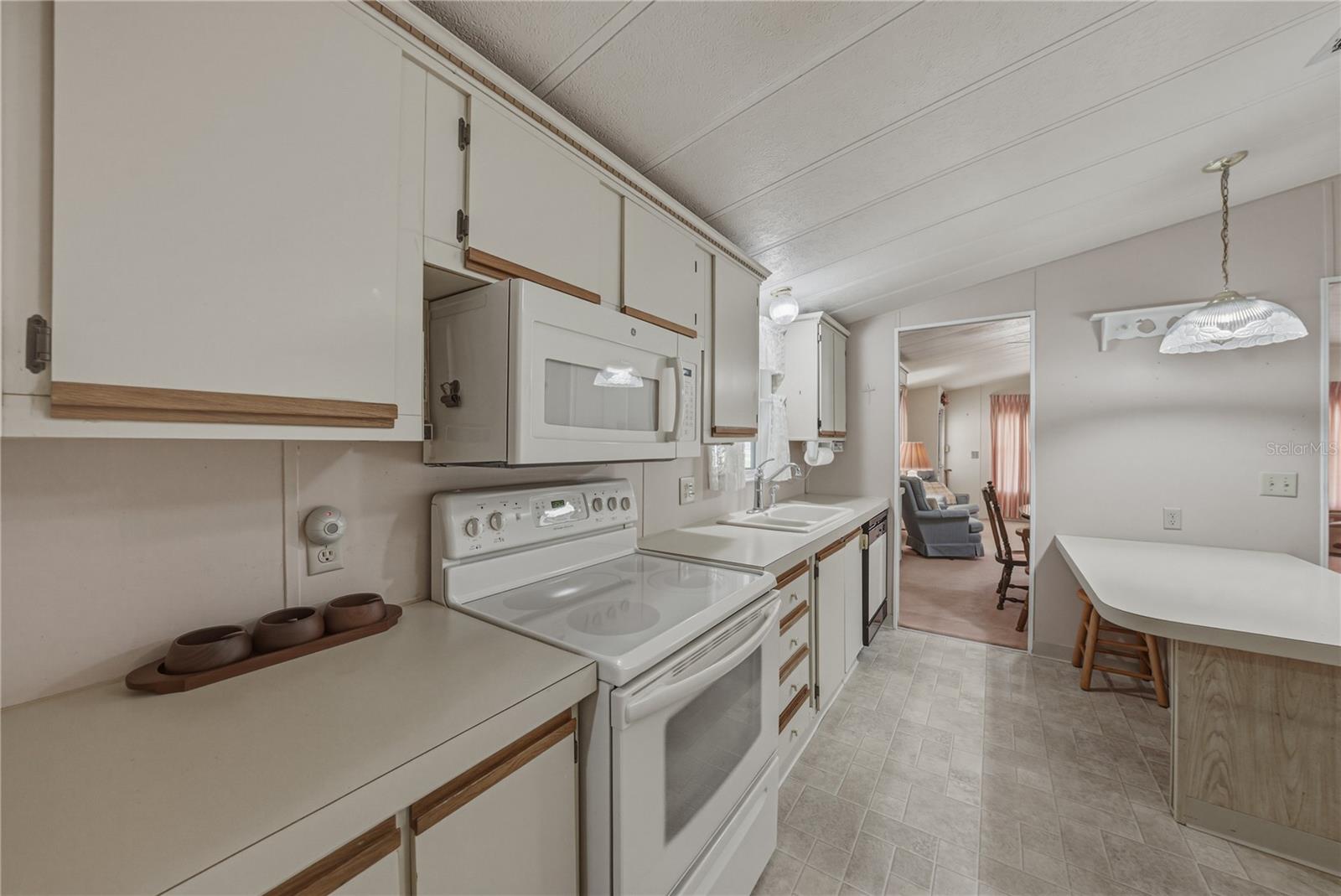 OAKS ROYAL - Residential