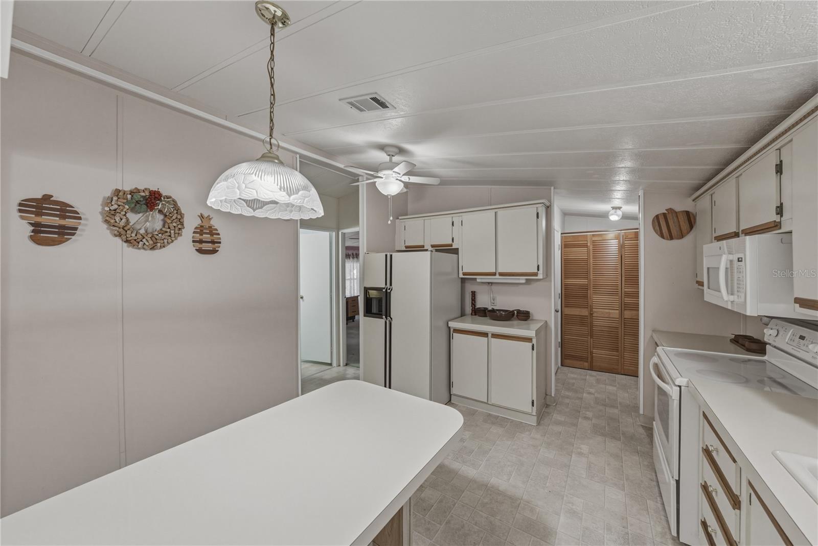 OAKS ROYAL - Residential