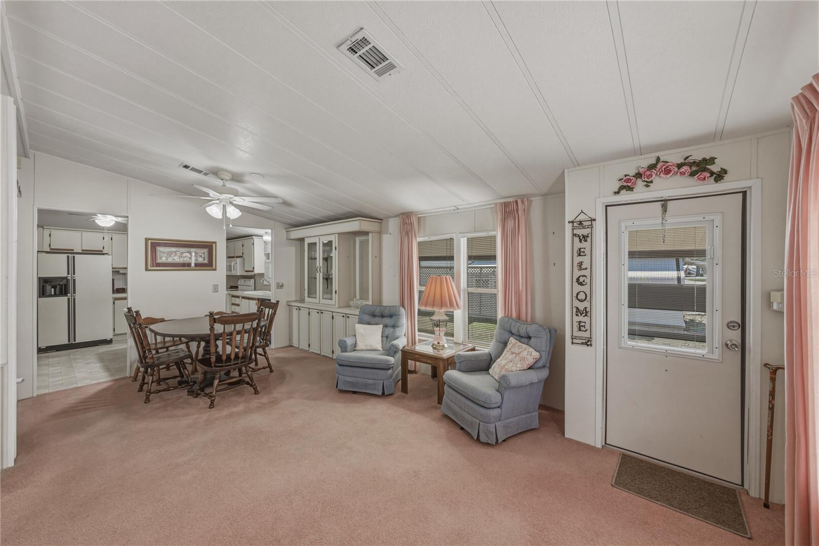 OAKS ROYAL - Residential