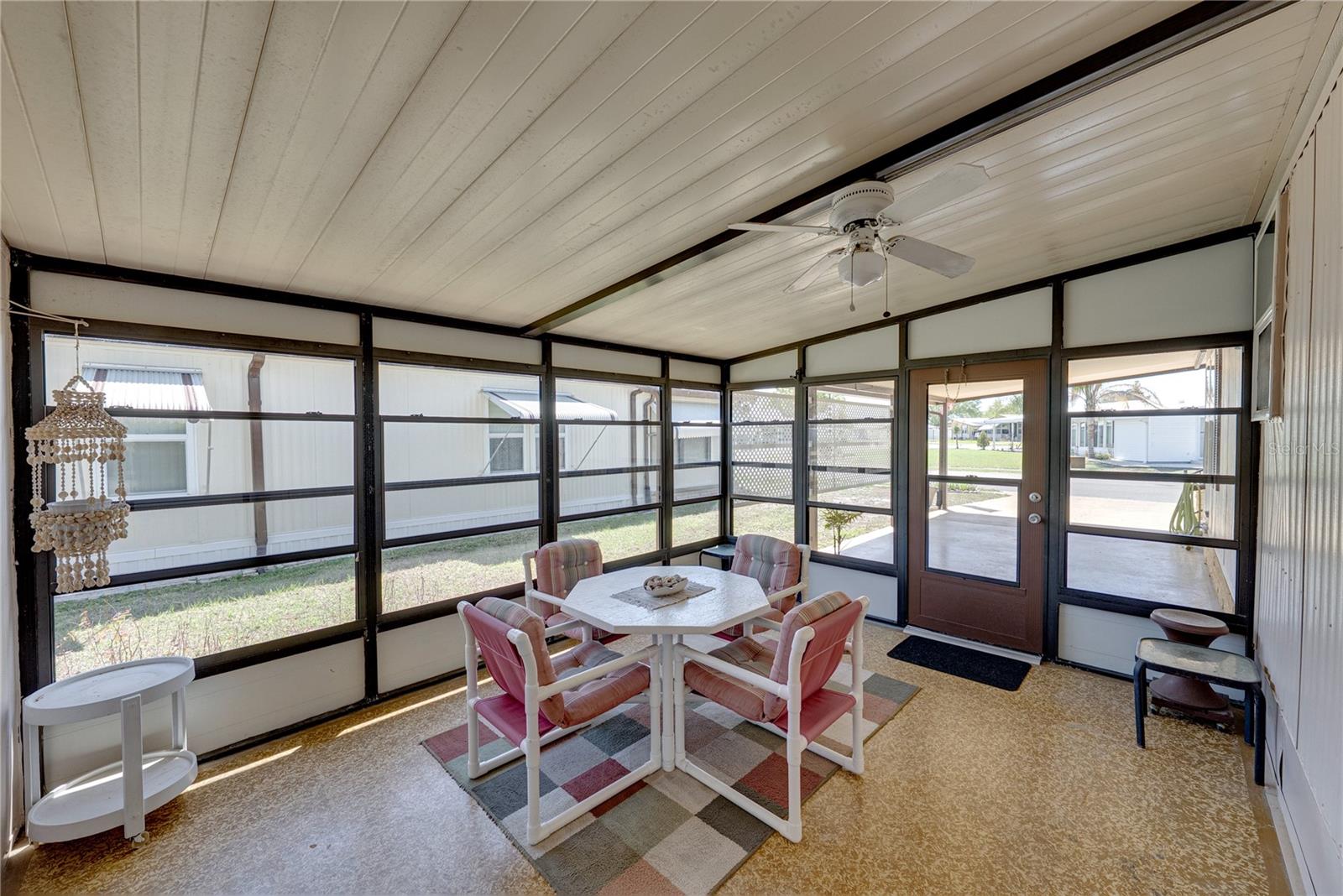 OAKS ROYAL - Residential