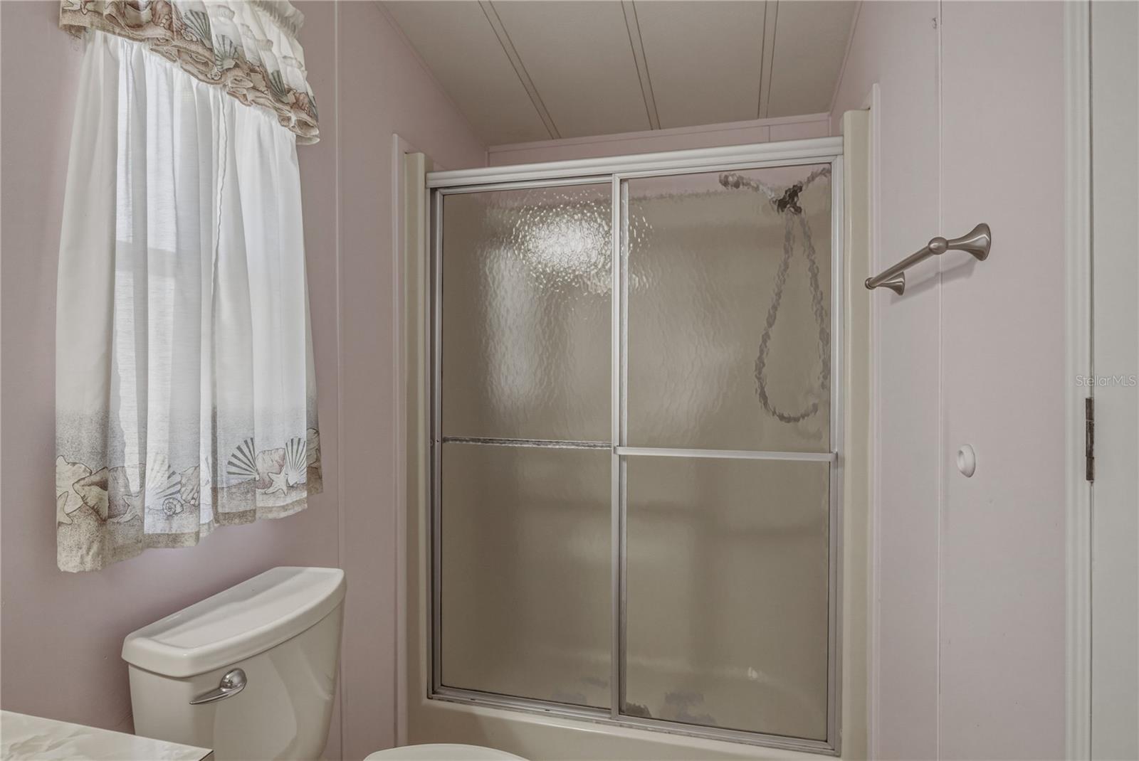 OAKS ROYAL - Residential