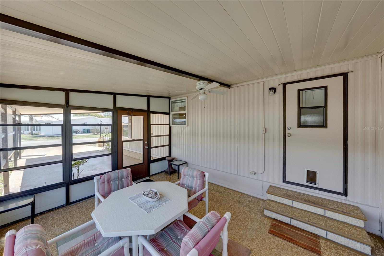 OAKS ROYAL - Residential