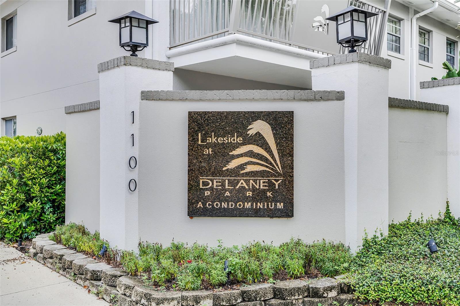 1100 DELANEY AVENUE F407