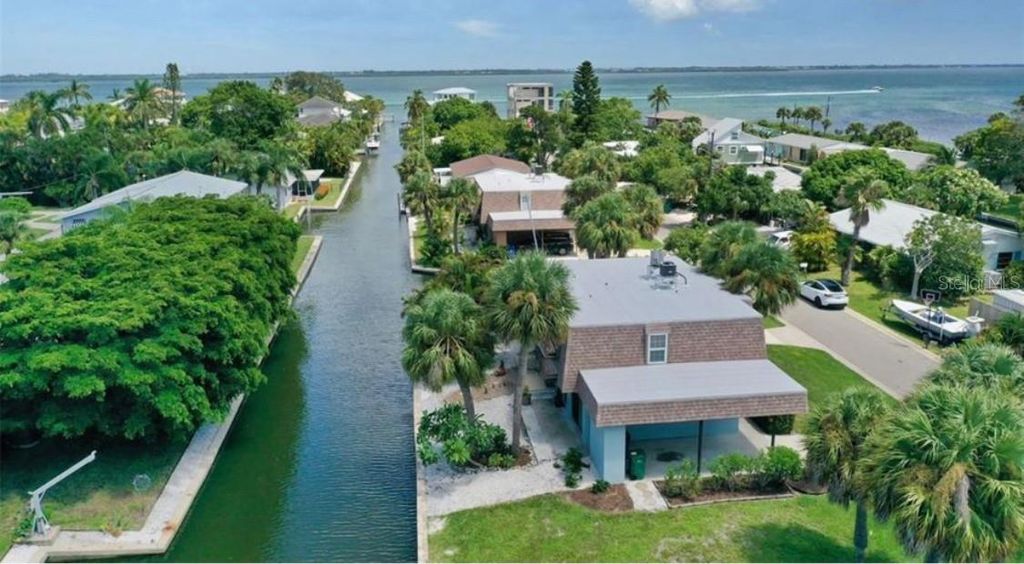 Photo of 779 Saint Judes Drive N, Longboat Key, FL 34228 (MLS # O6326464)