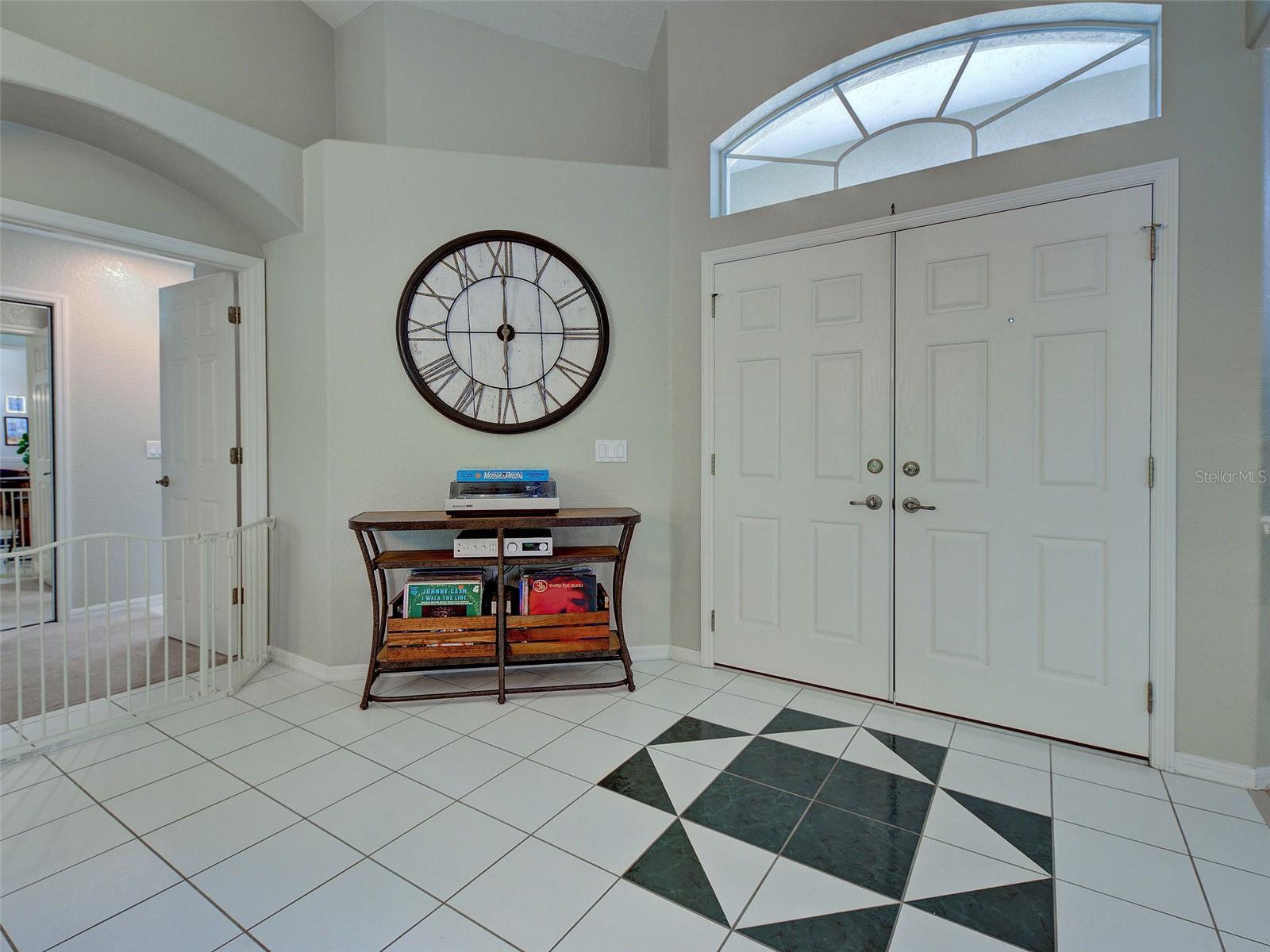 EAST GATE - Residential