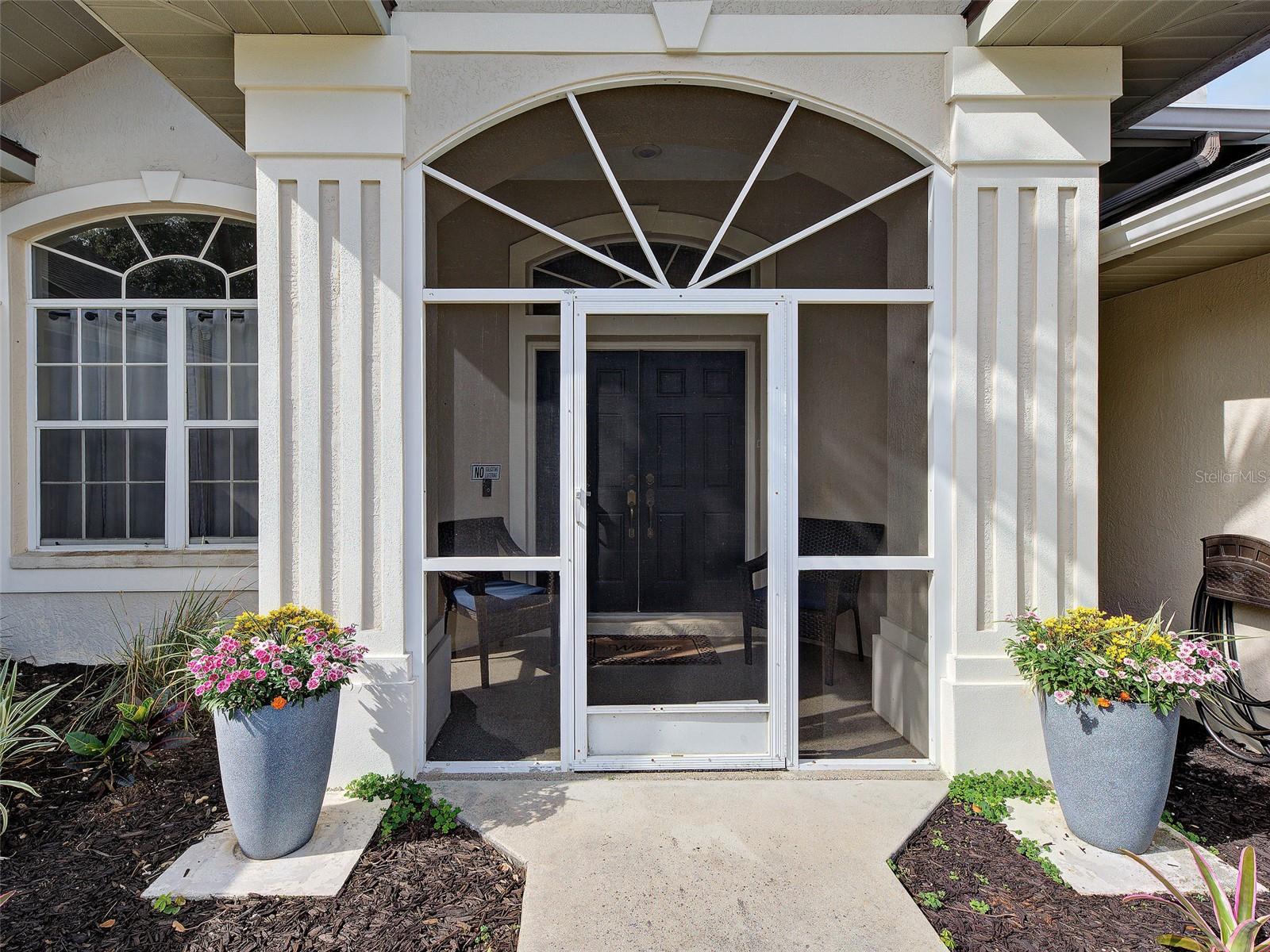 1303 E GATE DRIVE