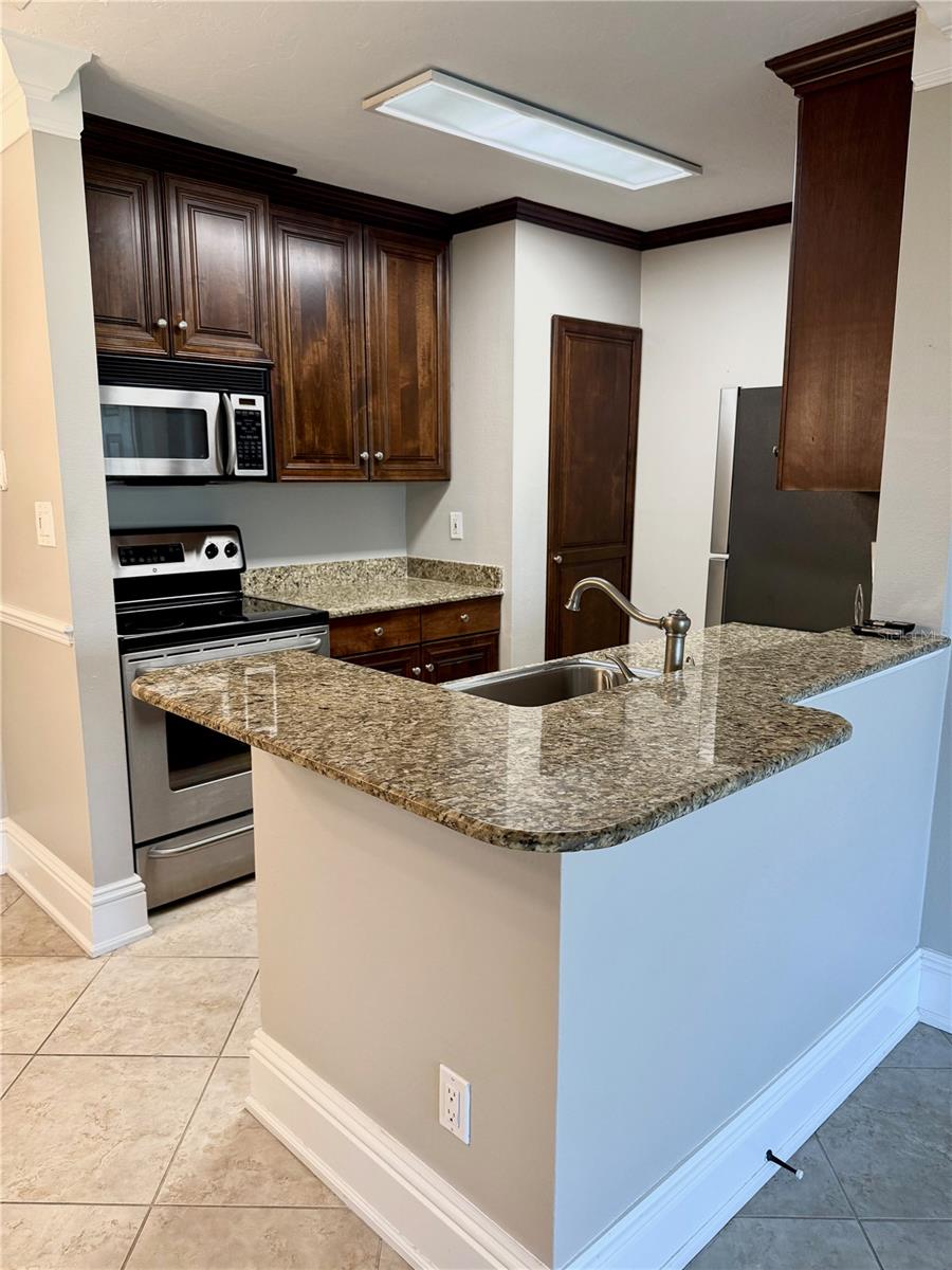 4037 CROCKERS LAKE BOULEVARD 14