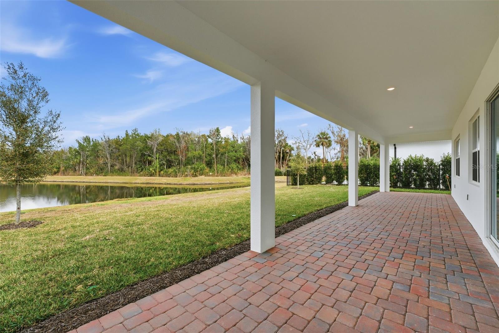 RIVERSIDE OAKS - Residential