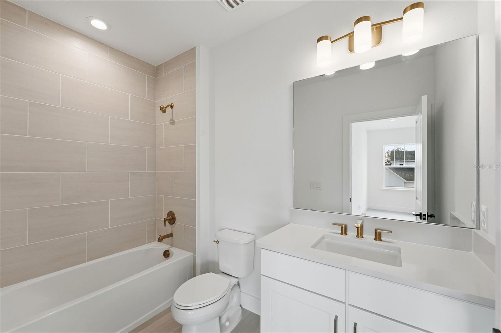 RIVERSIDE OAKS - Residential