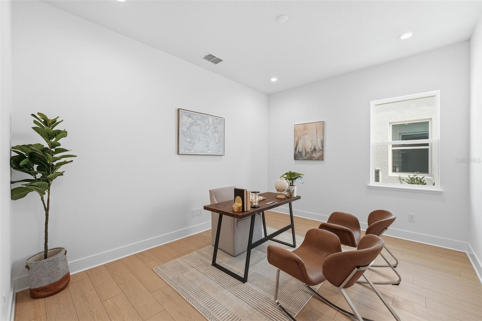 RIVERSIDE OAKS - Residential