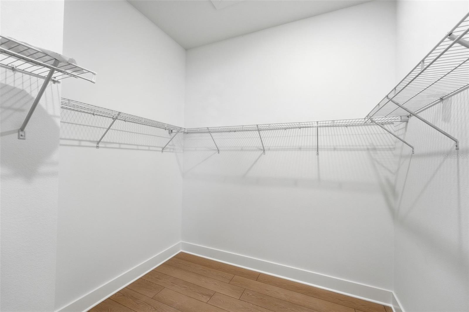 RIVERSIDE OAKS - Residential