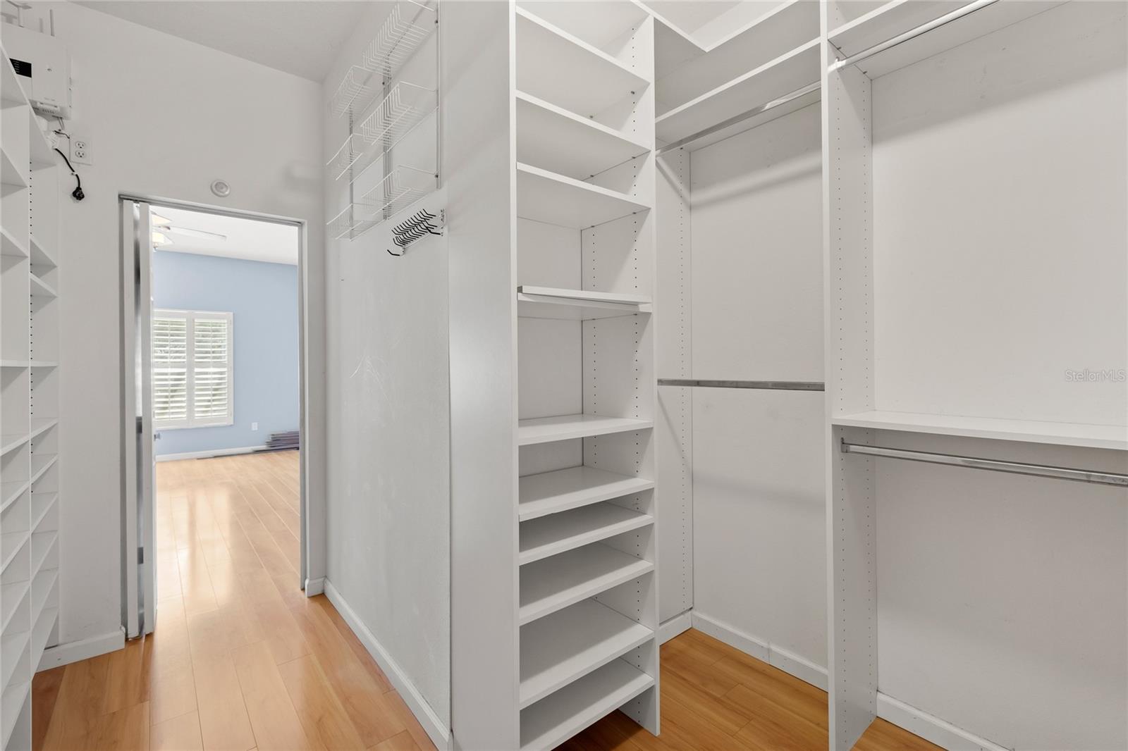 AVALON LAKES PH 02 VLGS E & H - Residential